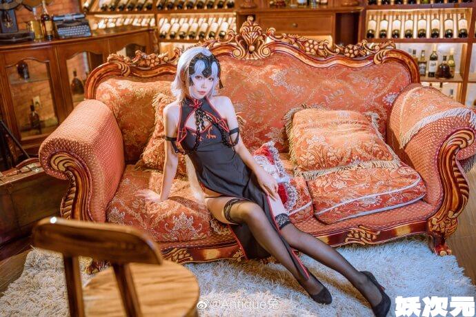 【COS正片】fate/grand order黑贞德旗袍cos黑丝长腿 Antique兔 - 第1张 - 机器猫次元 【COS正片】fate/grand order黑贞德旗袍cos黑丝长腿 Antique兔 - 第1张 - 机器猫次元
