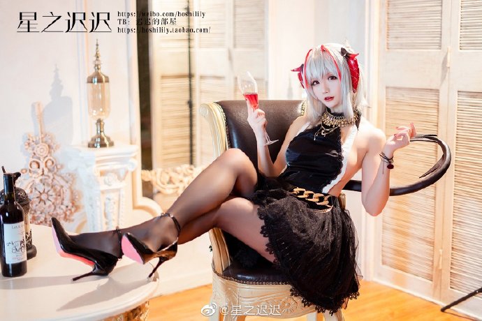 【COS正片】明日方舟W同人礼服cos cn星之迟迟 - 第8张 - 机器猫次元 【COS正片】明日方舟W同人礼服cos cn星之迟迟 - 第8张 - 机器猫次元