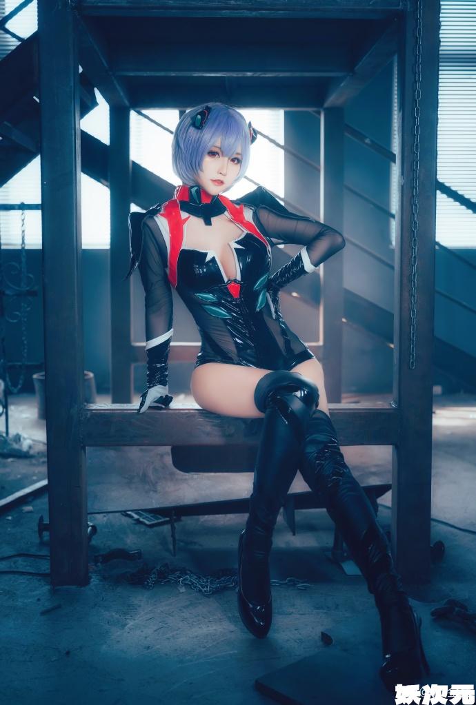 【COS正片】EVA绫波丽黑色战斗服cos yui金鱼 - 第1张 - 机器猫次元 【COS正片】EVA绫波丽黑色战斗服cos yui金鱼 - 第1张 - 机器猫次元
