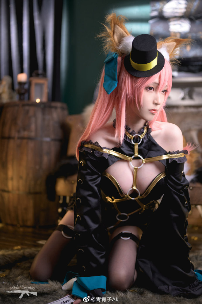【COS正片】Fate/grandorder漆黑魔术师玉藻前cos CN青青子Ak - 第4张 - 机器猫次元